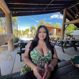 Meet your Posher, Giannina